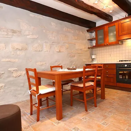 House With A Parking Space Zrnovo, Korcula - 10030 * Zrnovo