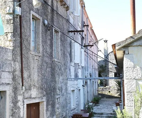 House With A Parking Space Zrnovo, Korcula - 10030 *